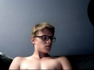 (bw) Hottie Or Nerd Or Both